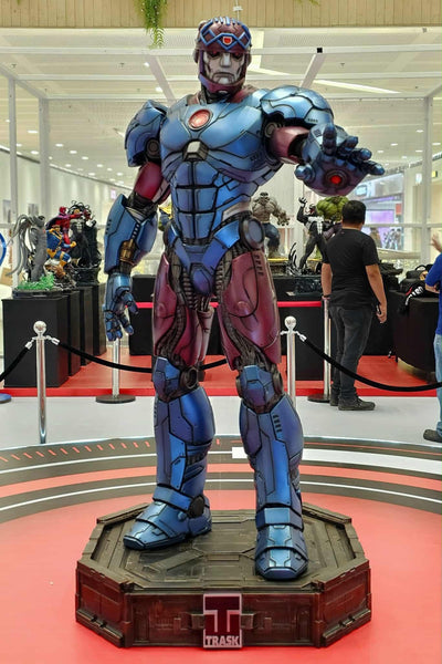 Marvel vs. Statue
