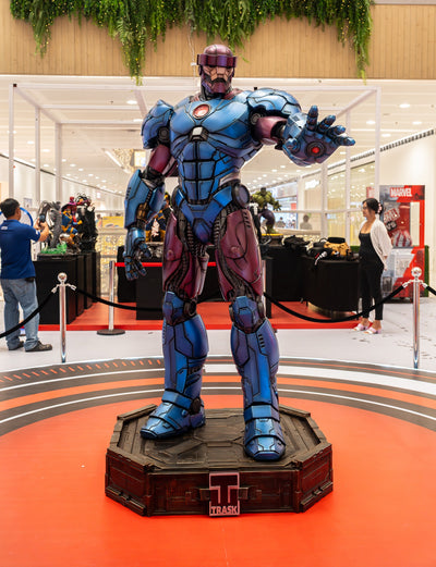 Marvel vs. Statue