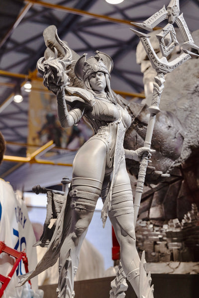 World of Warcraft - Sally Whitemane 1/3 Scale Statue