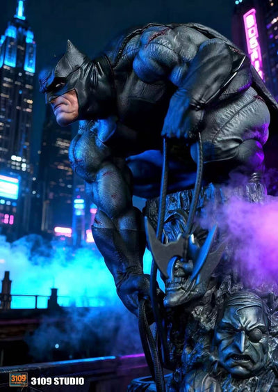 The Dark Knight Returns - Batman (Black) 1/4 Scale Statue by 3109 Studio
