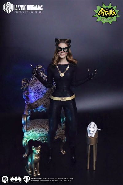 Catwoman (Julie Newmar) 1/6 Scale Figure - Ultimate DX Signature Edition
