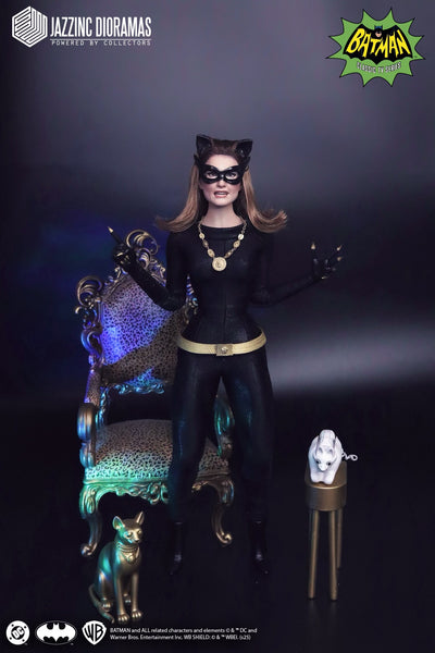 Batman (1966 TV Series) - Catwoman 1/6 Scale Figure