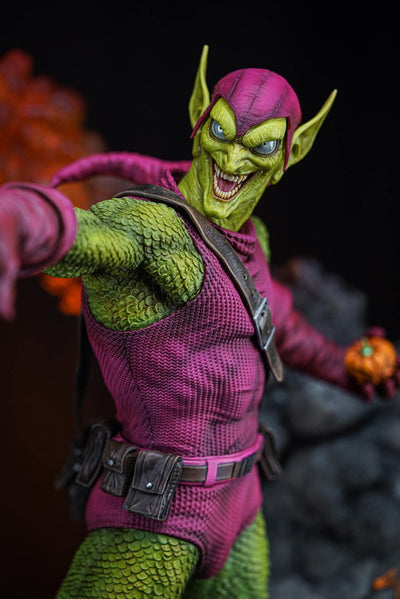 Green Goblin (Ver. B) 1/4 Scale Statue by by Dying Star Designs