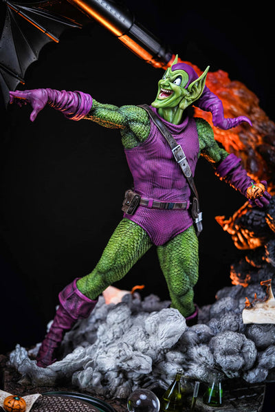 Green Goblin (Ver. B) 1/4 Scale Statue by by Dying Star Designs