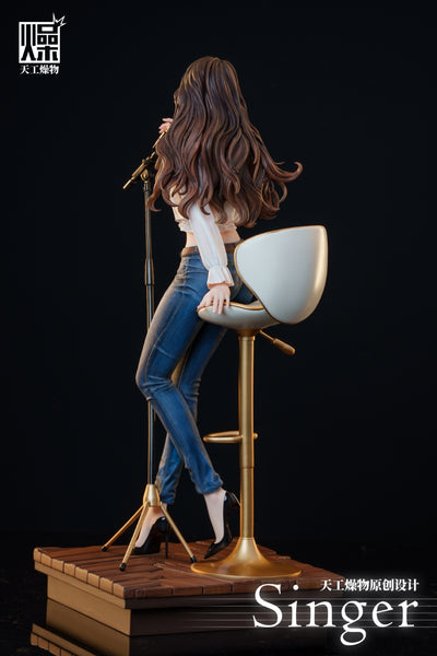 Singer Statue by Tian Gong Zao Wu Studio