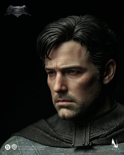 Batman v Superman (2016) - Batman InArt 1/6 Scale Figure