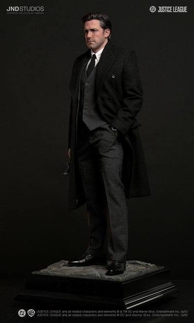 Justice League (2017) - Batman & Bruce Wayne 1/3 Scale Statue Set