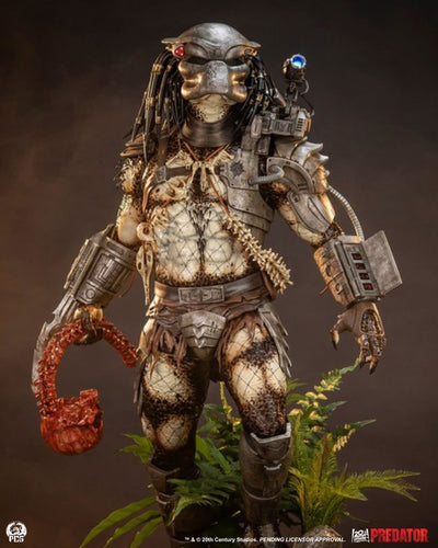 Predator 1/2 Scale Statue