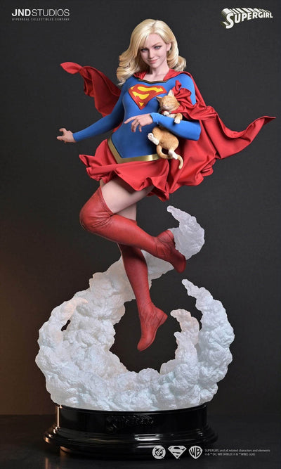 Supergirl 1/3 Scale Statue