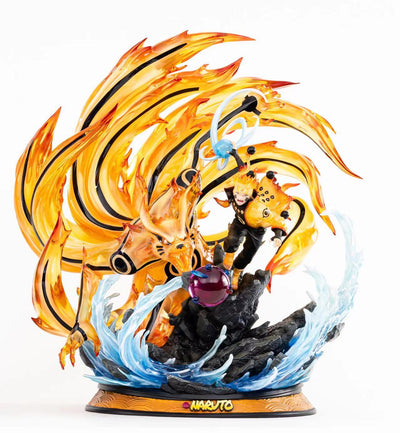 Naruto and Kyuubi 1/7 Scale Statue