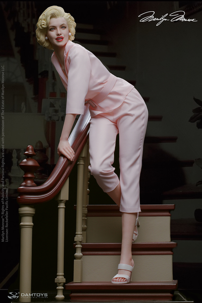 Marilyn Monroe - A Timeless Classic - 1/6 Scale Statue