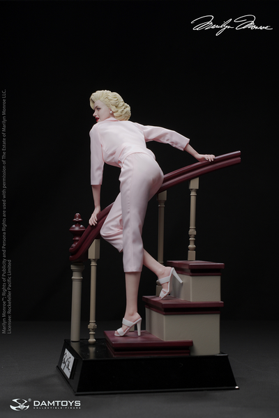 Marilyn Monroe - A Timeless Classic - 1/6 Scale Statue