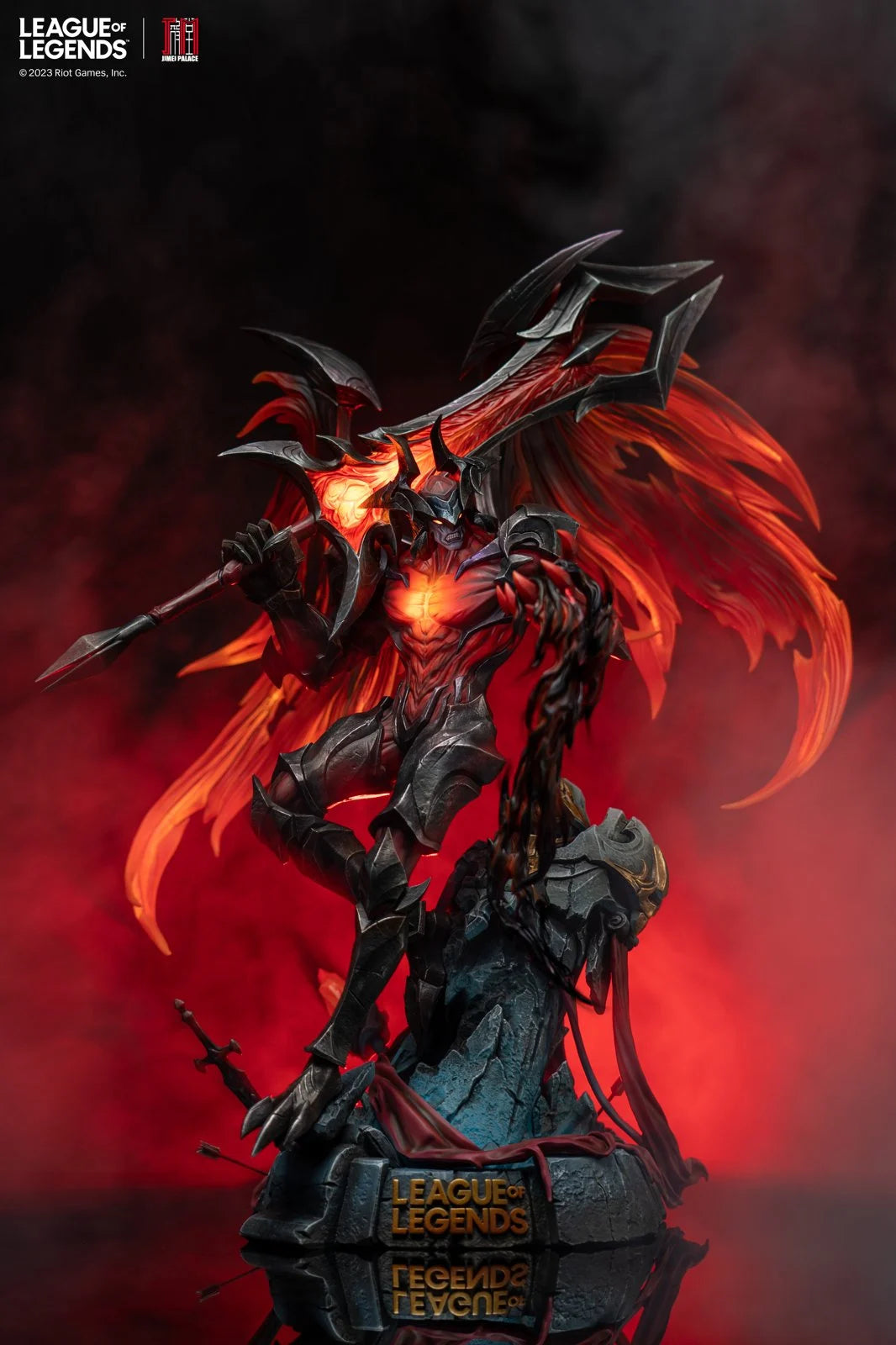 League of Legends - Aatrox 1/6 Scale Statue - Spec Fiction Shop