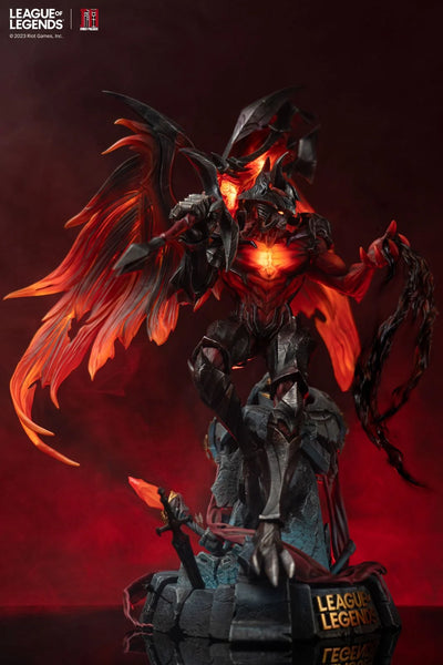 League of Legends - Aatrox 1/6 Scale Statue