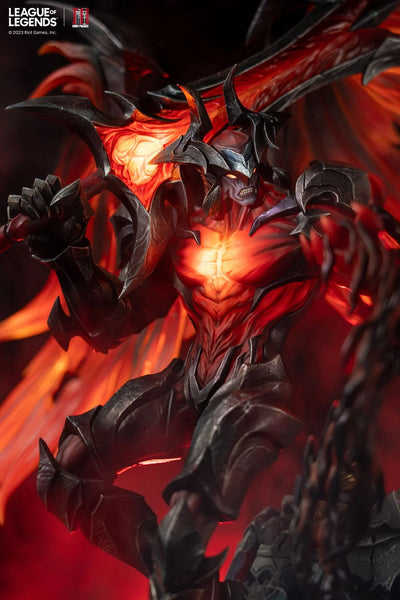 League of Legends - Aatrox 1/6 Scale Statue