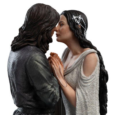 LOTR - Aragorn & Arwen Miniature Statue