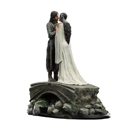 LOTR - Aragorn & Arwen Miniature Statue