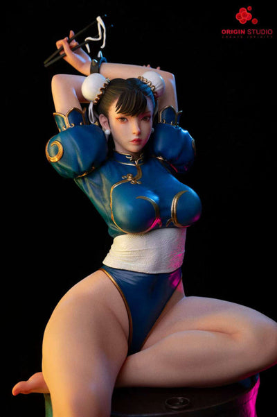 Chun-Li (Ver. B - Bare Leg) 1/4 Scale Statue by Origin Studio