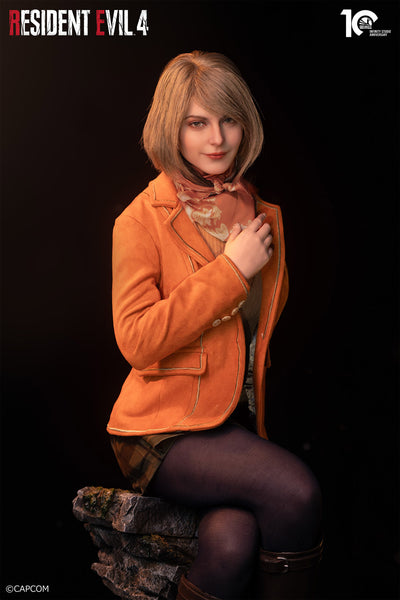 Resident Evil 4 - Ashley Graham 1/2 Scale Statue