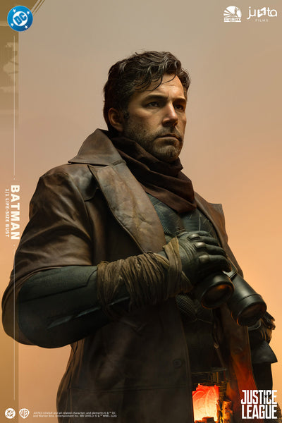 Zack Snyder's Justice League - Knightmare Batman Life-Size Bust