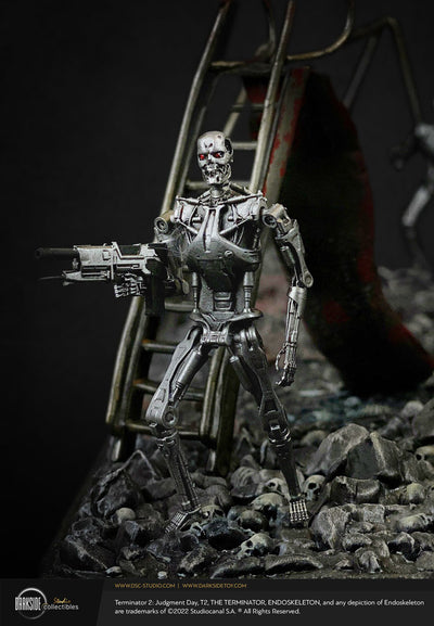 Terminator 2 - Aerial Hunter Killer Maquette