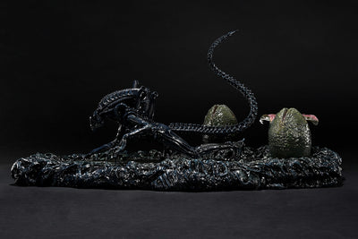 Aliens - Warrior Xenomorph For The Queen Alien