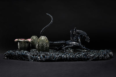 Aliens - Warrior Xenomorph For The Queen Alien