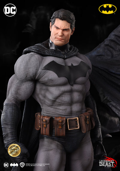 Batman (BLACK) Premier Version Prestige Series 1/3 Scale Statue