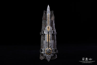 Assassin's Creed: Black Flag Resynced - Animus Edward Kenway Hidden Blade Life-Size Replica