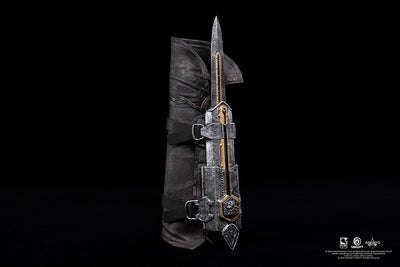 Assassin's Creed: Black Flag Resynced - Animus Edward Kenway Hidden Blade Life-Size Replica
