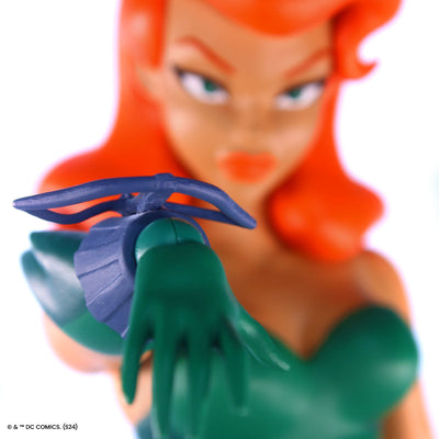 Batman: The Animated Series - Poison Ivy (Regular) 1/6 Scale Figure
