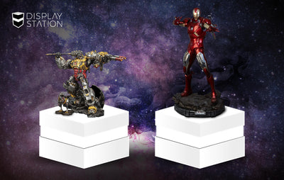 White Light-Up Pedestal By DisplayStation