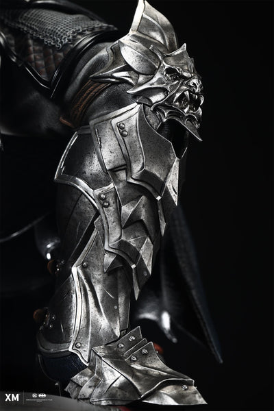 Dark Knights of Steel - Bruce Wayne 1/4 Scale Statue