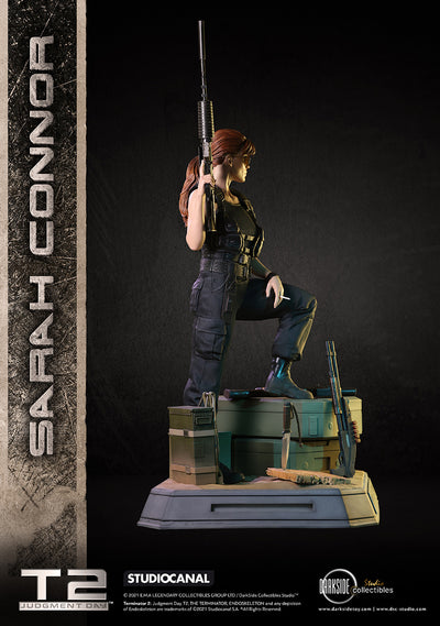 Terminator 2: Judgement Day - Sarah Connor (Regular) 1/3 Scale Statue