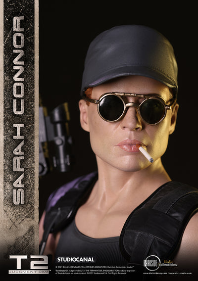 Terminator 2: Judgement Day - Sarah Connor EXCLUSIVE 1/3 Scale Statue