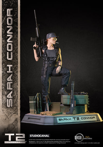 Terminator 2: Judgement Day - Sarah Connor EXCLUSIVE 1/3 Scale Statue