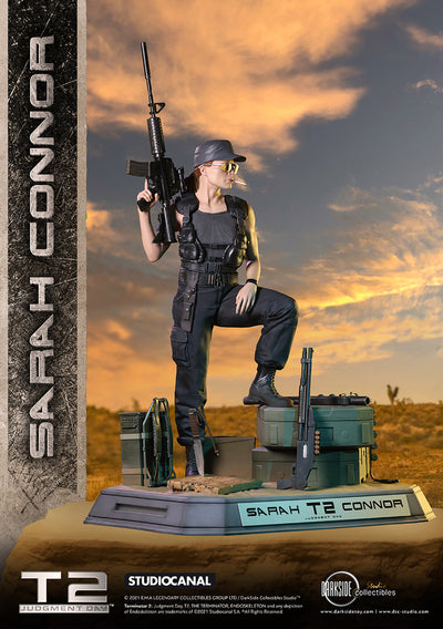 Terminator 2: Judgement Day - Sarah Connor EXCLUSIVE 1/3 Scale Statue