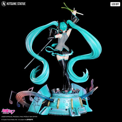 Hatsune Miku 1/6 Scale Statue