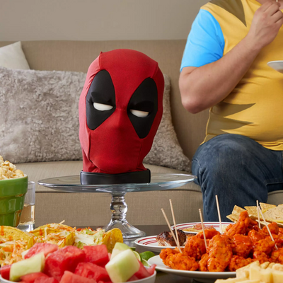 Marvel Legends Series - Deadpool Premium Interactive Head