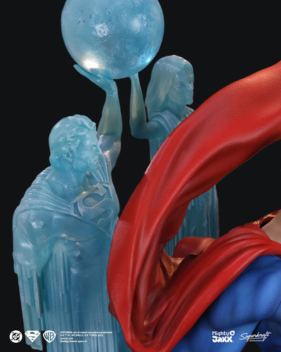 Superman Birth of Hope (S Cape Flowing Up) Statue