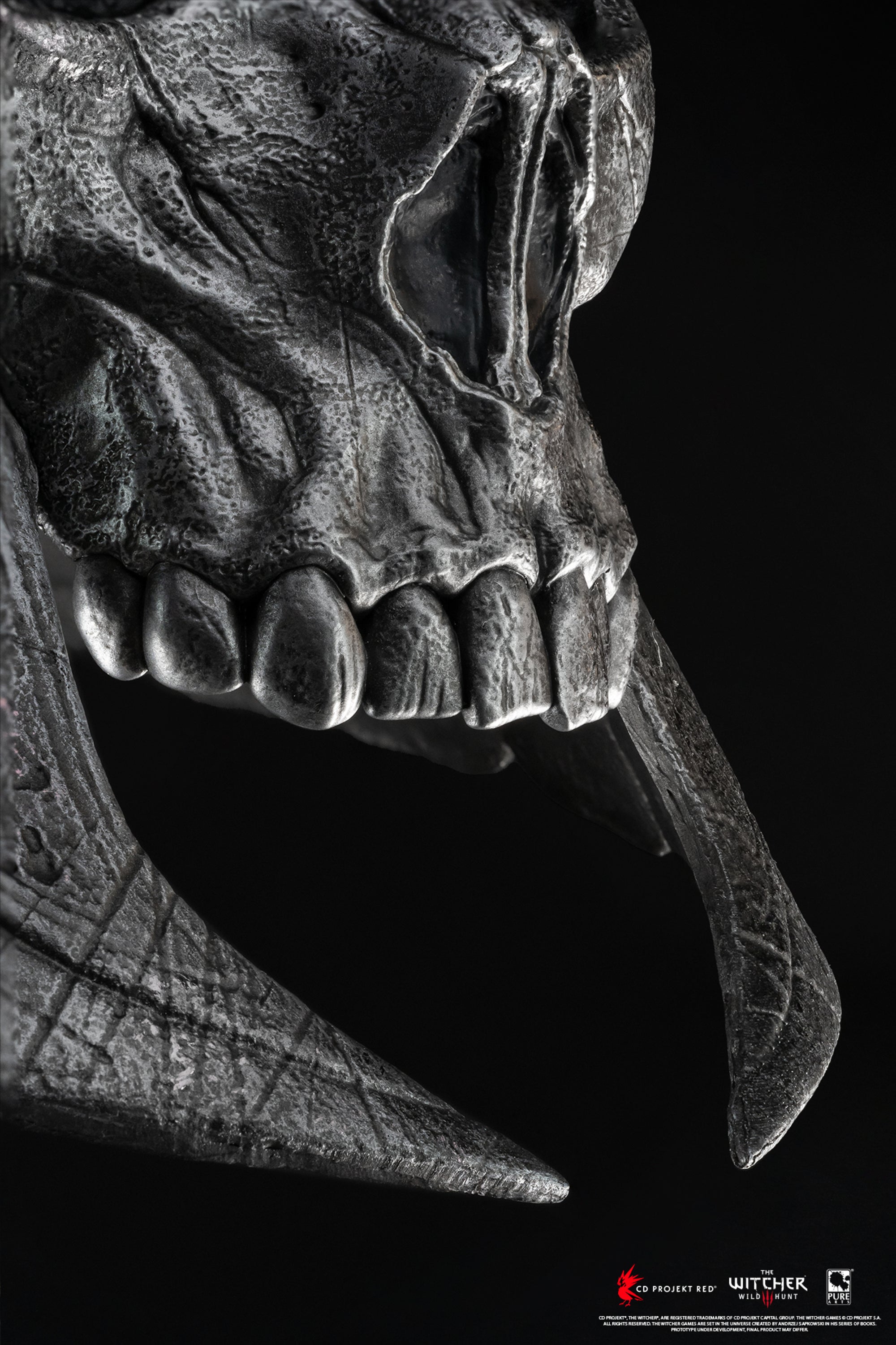 The Witcher 3 - Eredin Helmet Life-Size Replica