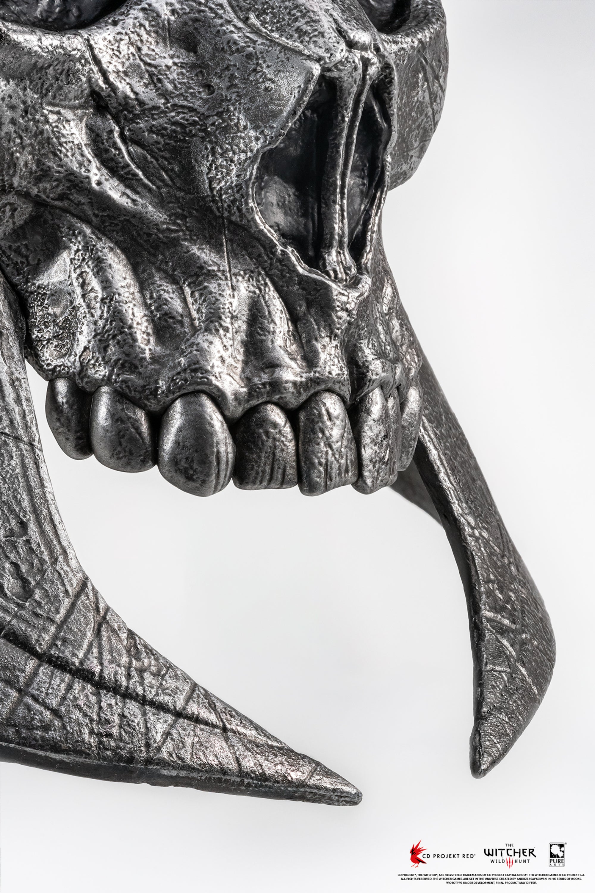 The Witcher 3 - Eredin Helmet Life-Size Replica