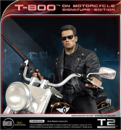 Terminator 2 - T-800 on Motorcycle (Regular) Signature Edition 1/4 Scale Statue