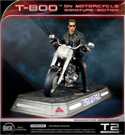 Terminator 2 - T-800 on Motorcycle (Regular) Signature Edition 1/4 Scale Statue