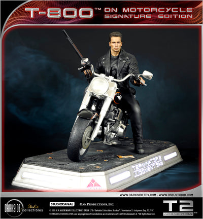 Terminator 2 - T-800 on Motorcycle (Regular) Signature Edition 1/4 Scale Statue