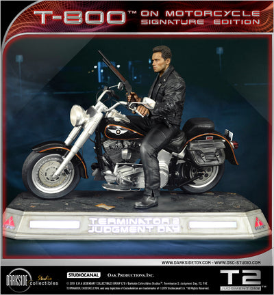 Terminator 2 - T-800 on Motorcycle (Regular) Signature Edition 1/4 Scale Statue