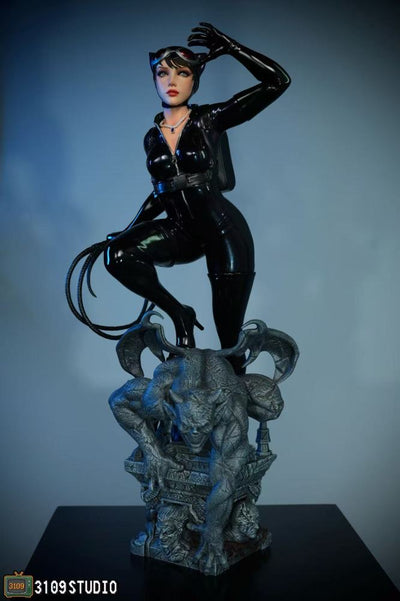 Batman: Hush - Catwoman 1/4 Scale Statue by 3109 Studio