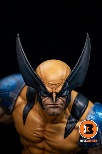 Ultimate Wolf 1/4 Scale Statue