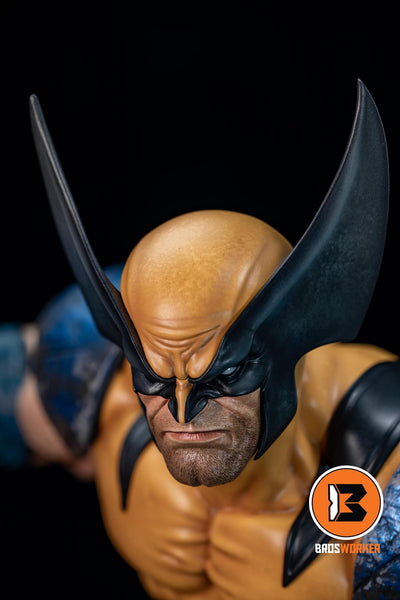 Ultimate Wolf 1/4 Scale Statue