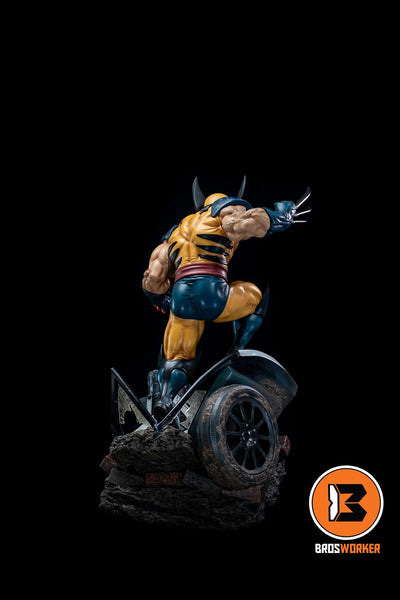 Ultimate Wolf 1/4 Scale Statue